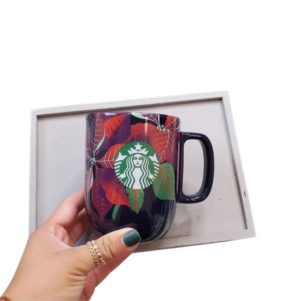 Starbucks‎ Mug Holiday Christmas Poinsettia  12OZ Ceramic Coffee Mug 2020
